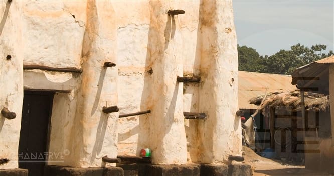 Banda Nkwanta Mosque<br>Constructed from mud