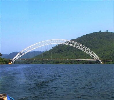 Volta Lake<br>Adomi Bridge
