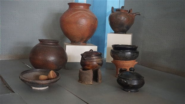 Volta Regional Museum<br>Pots in the Volta Museum